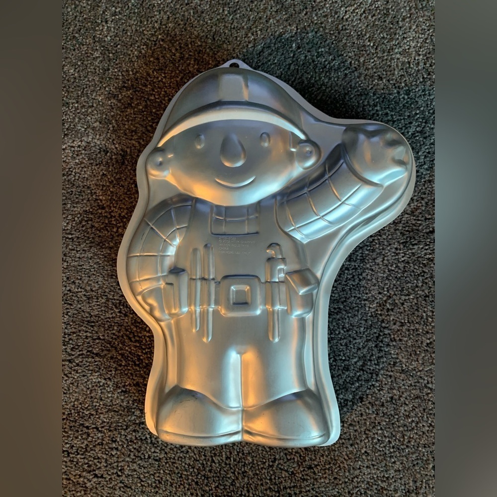 BOB the BUILDER Cake Pan.  Wilton. Good used condition.